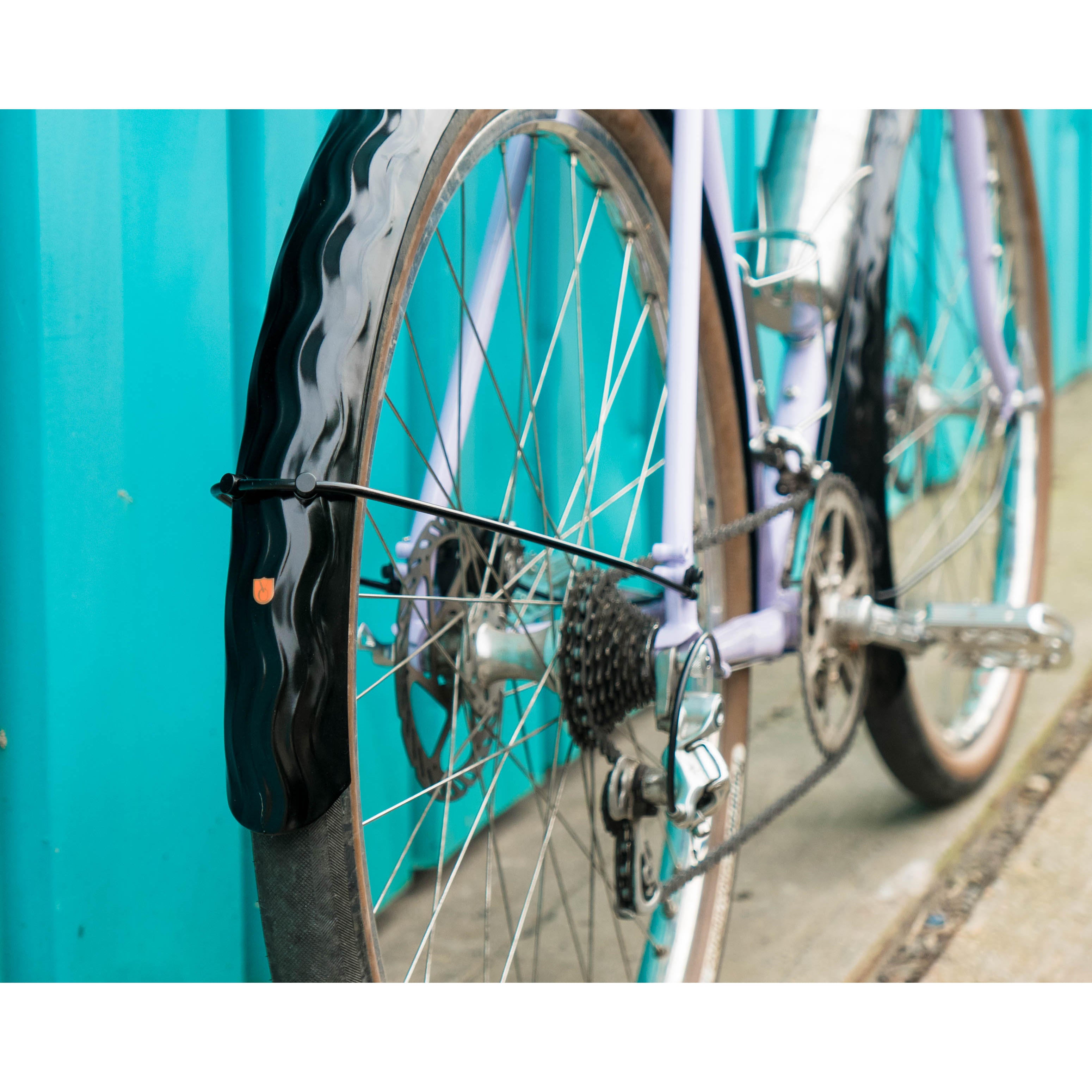 58mm 650b Wavy Bike Fenders - Silver/Black