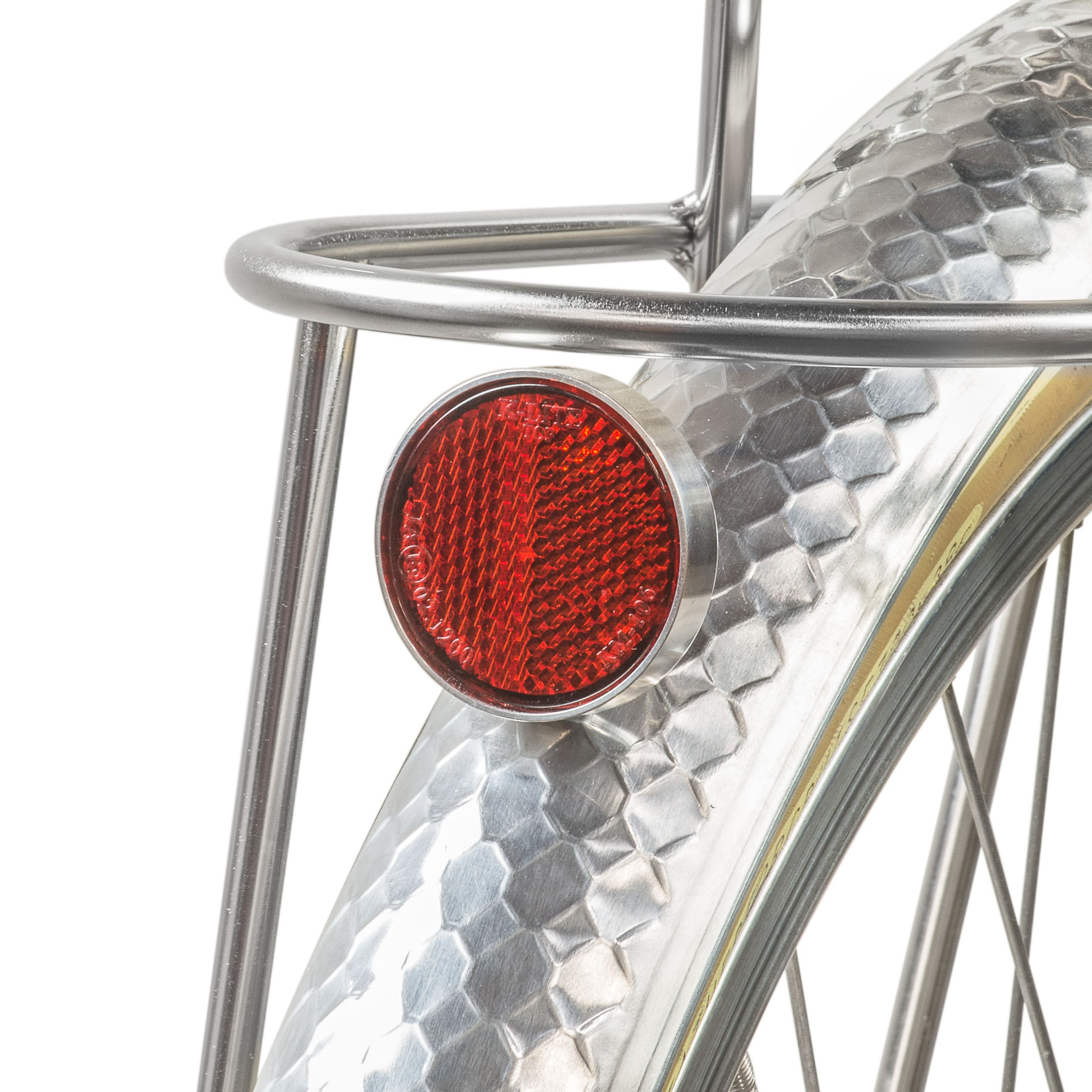 Fender-Mounted Bike Reflector for Night Safety